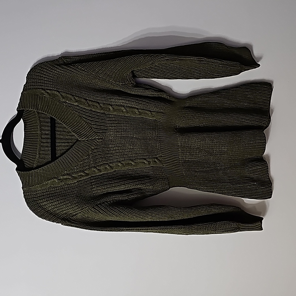 SHEIN Green Sweater